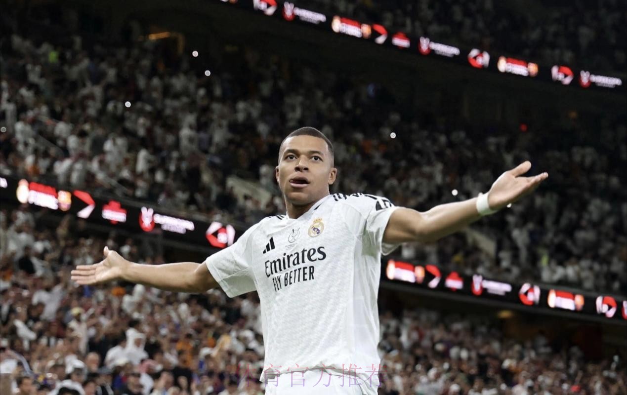 TA:皇马将姆巴佩视为9号位球员 他还没站稳脚跟